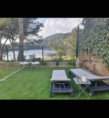 Lejlighed Magnifique F2 Climatise Rez De Jardin Piscine Vue Sur Lac Ref Rdl002 *
